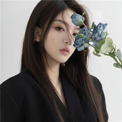 何百芮的地狱毒白